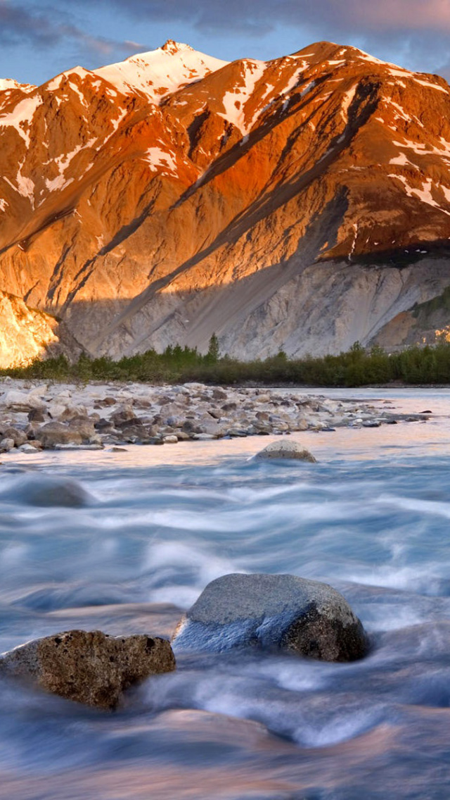 Das Canada Lake Wallpaper 640x1136