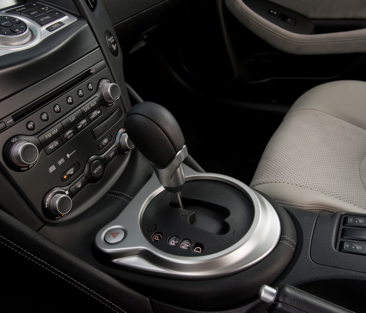 Fondo de pantalla Nissan 370Z Interior 1200x1024