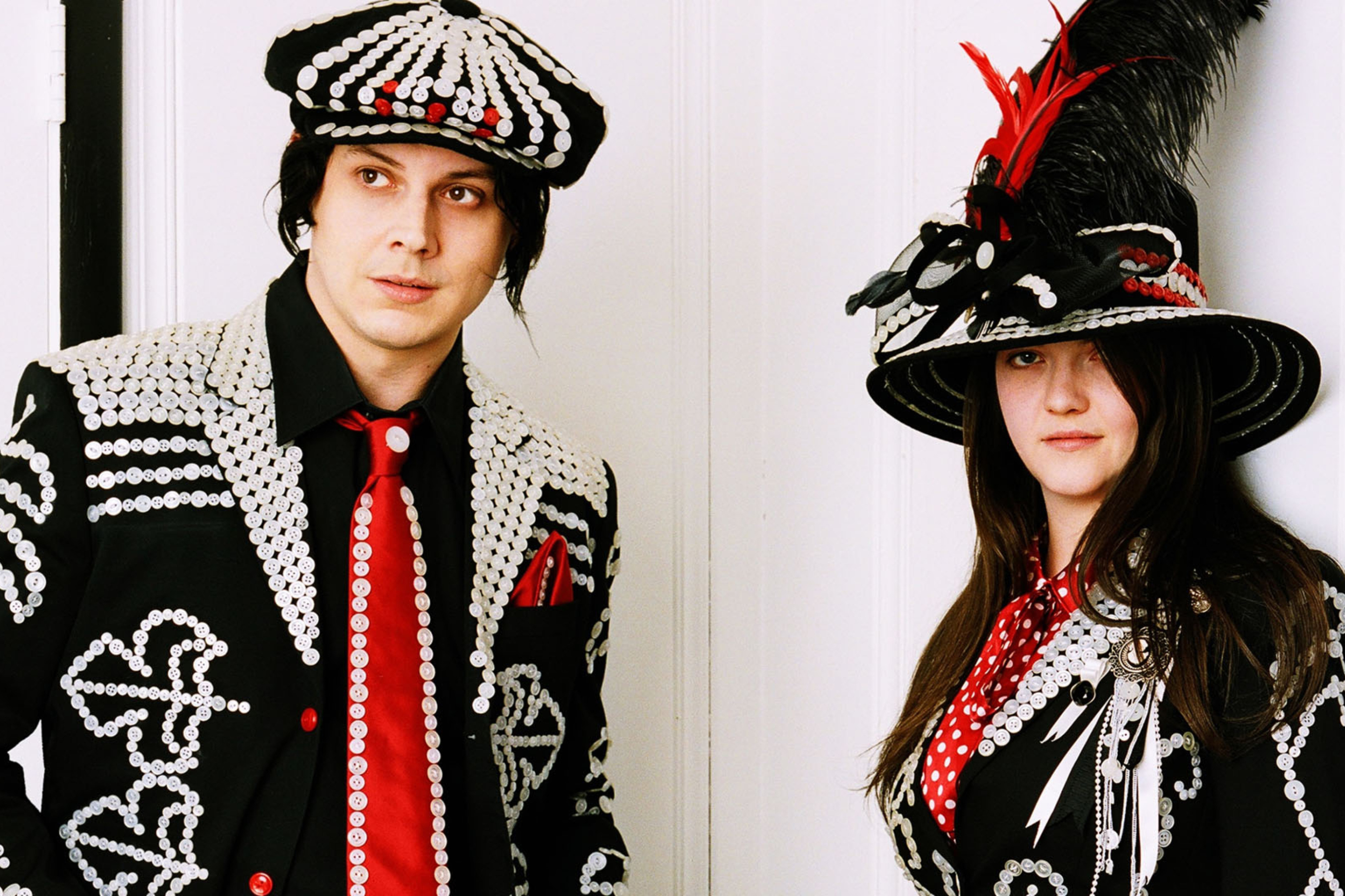 White stripes nation. White Stripes 