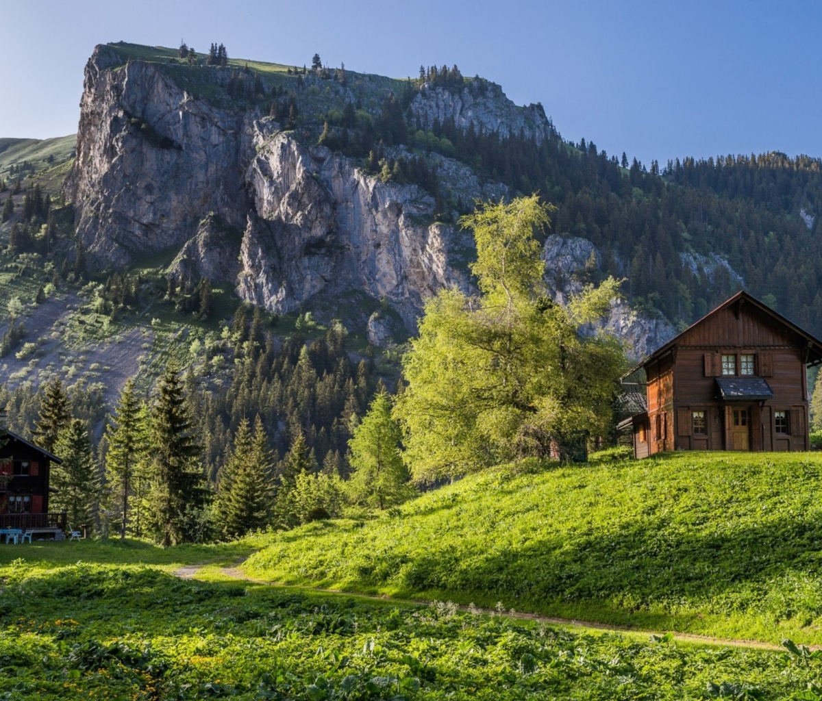 Sfondi Green House in Swiss Alps 1200x1024