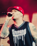 Обои Limp Bizkit Fred Durst 128x160