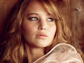 Jennifer Lawrence wallpaper 320x240