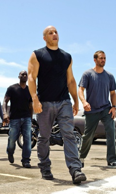 Das Fast and Furious 7 HD Wallpaper 240x400