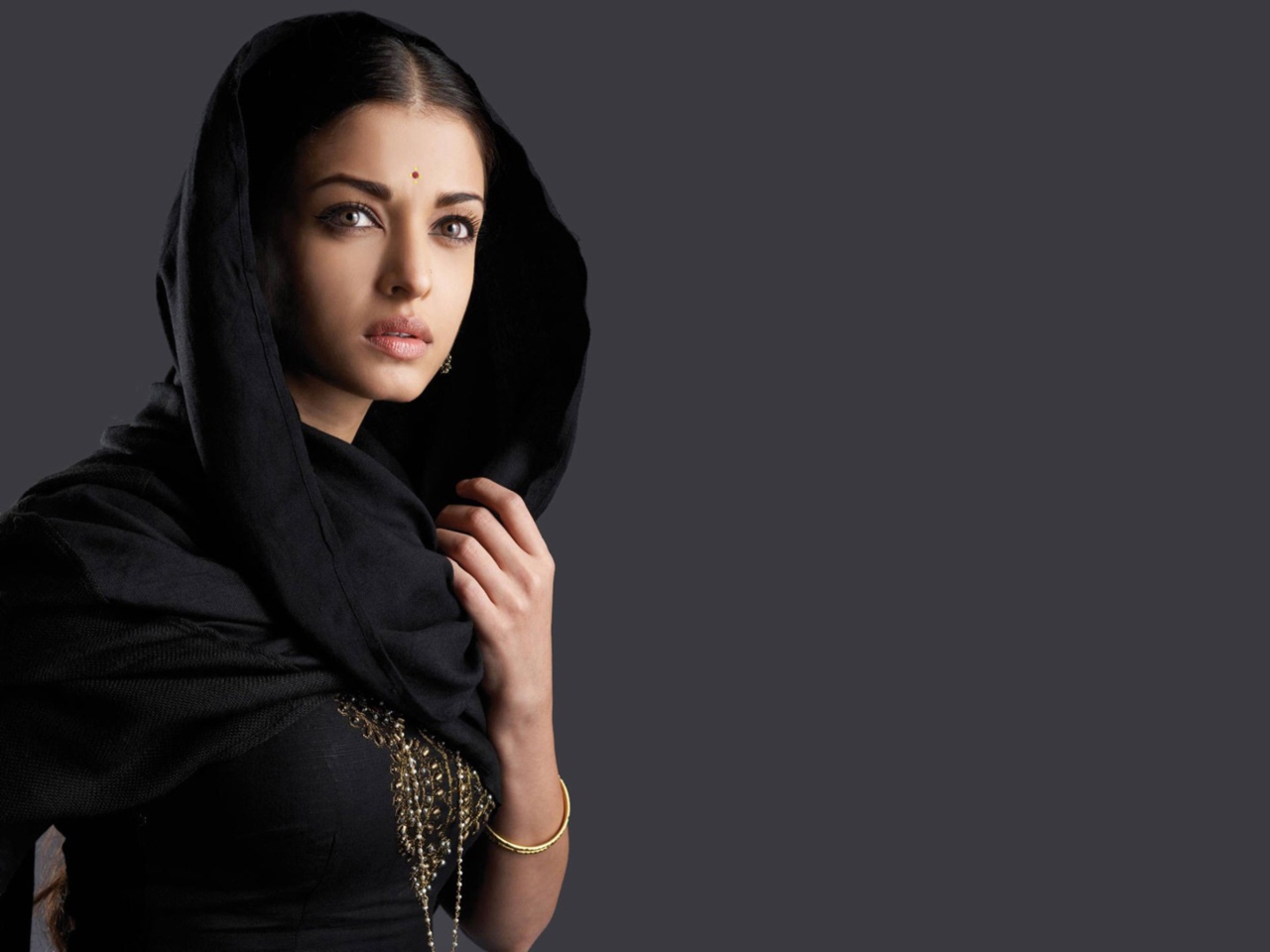 Das Aishwarya Wallpaper 1280x960