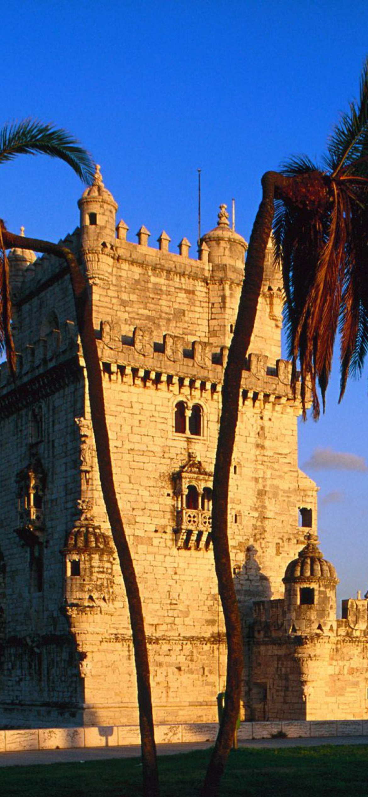 Screenshot №1 pro téma Belem Tower Portugal 1170x2532