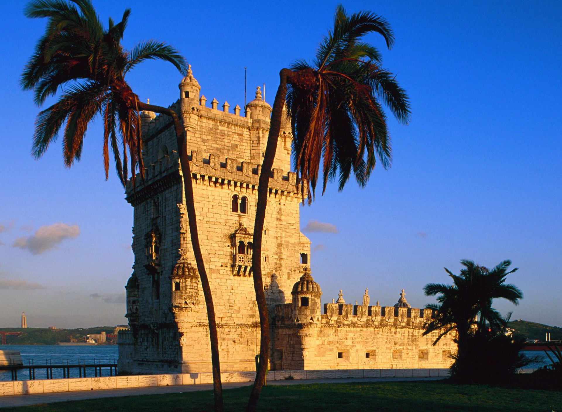 Fondo de pantalla Belem Tower Portugal 1920x1408