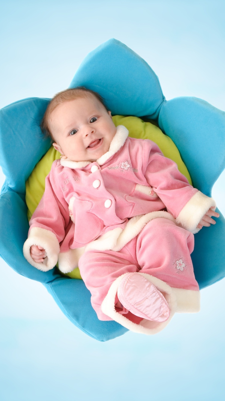 Das Cute Newborn Baby Wallpaper 750x1334