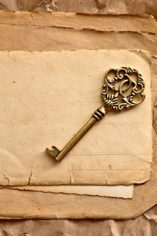 Vintage Key wallpaper 320x480