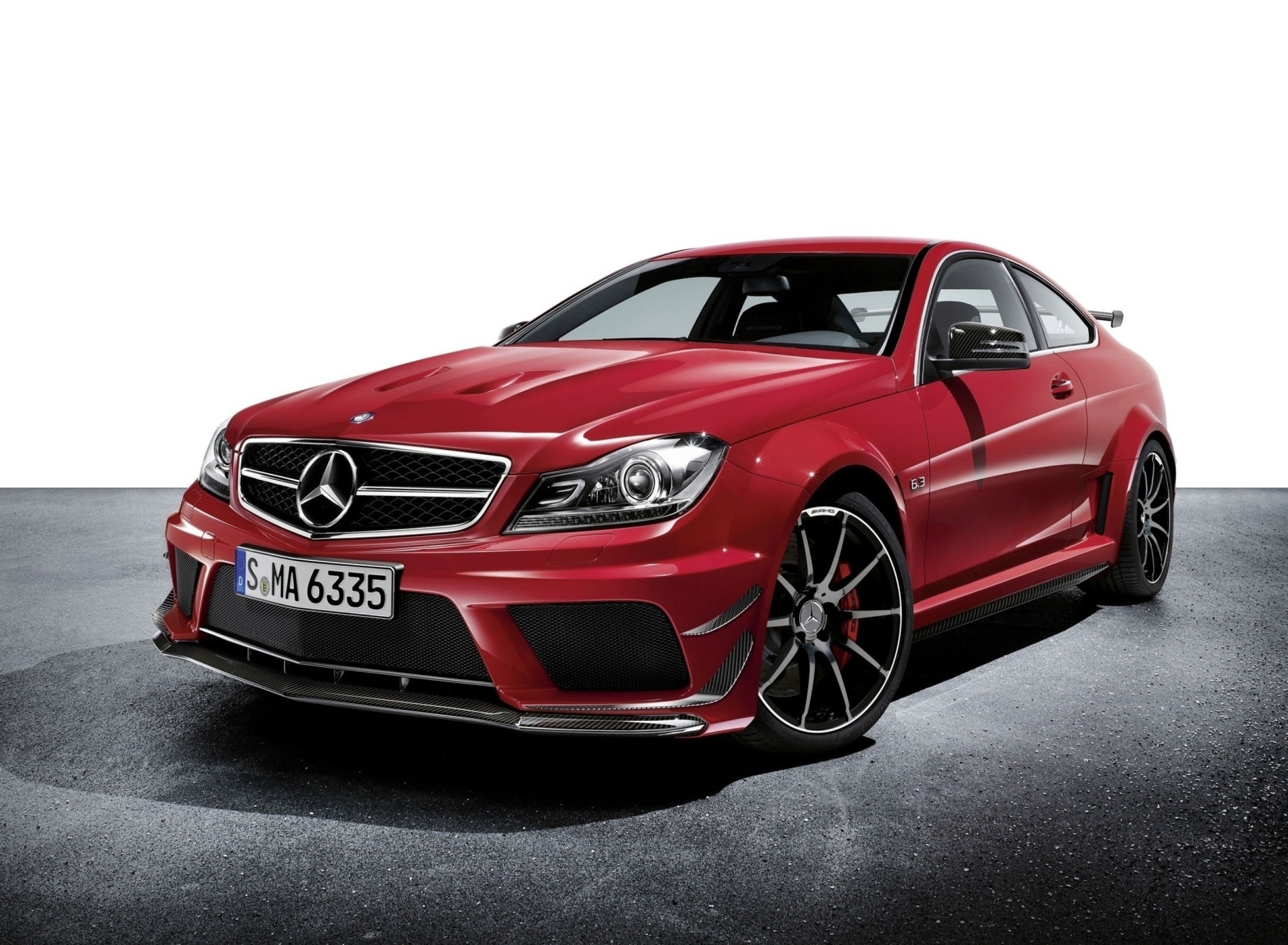 Mercedes C63 AMG Coupe wallpaper 1920x1408