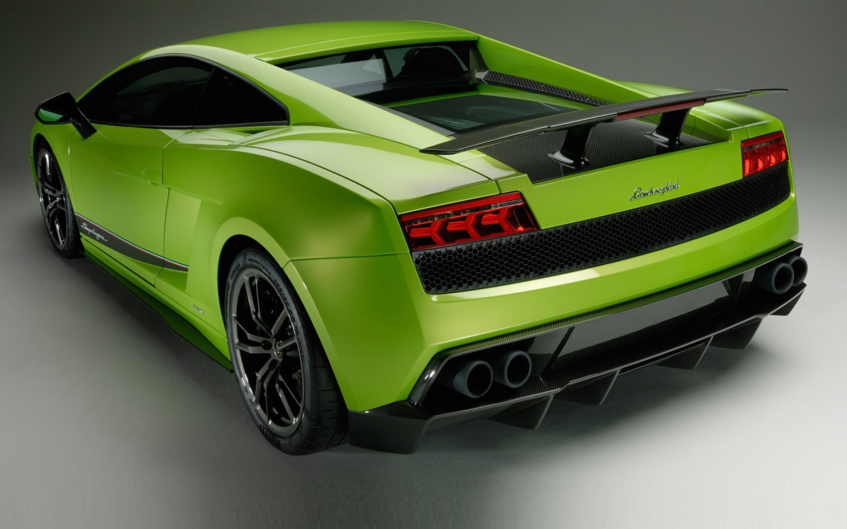 Lamborghini Superleggera screenshot #1 1680x1050