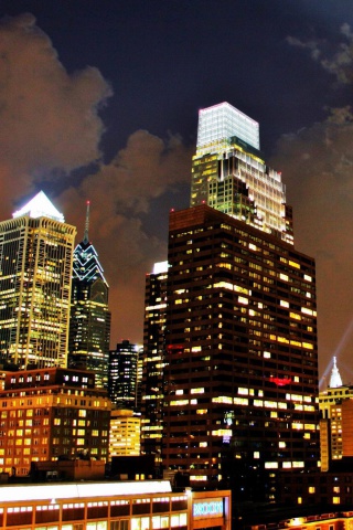 Das Philadelphia Night Skyline in USA Wallpaper 320x480