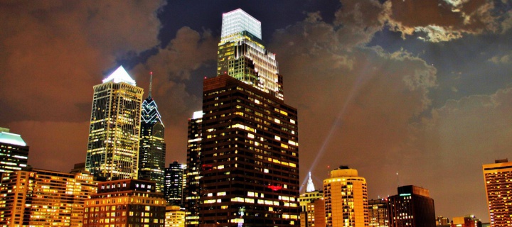Philadelphia Night Skyline in USA wallpaper 720x320