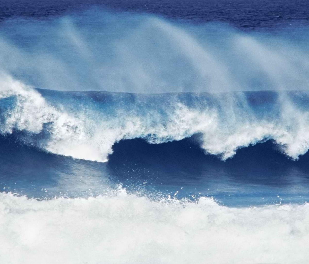 Big Blue Waves wallpaper 1200x1024