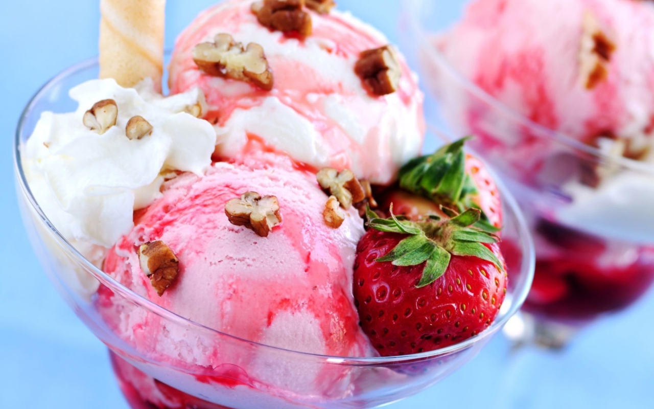 Sfondi Strawberry Ice Cream 1280x800