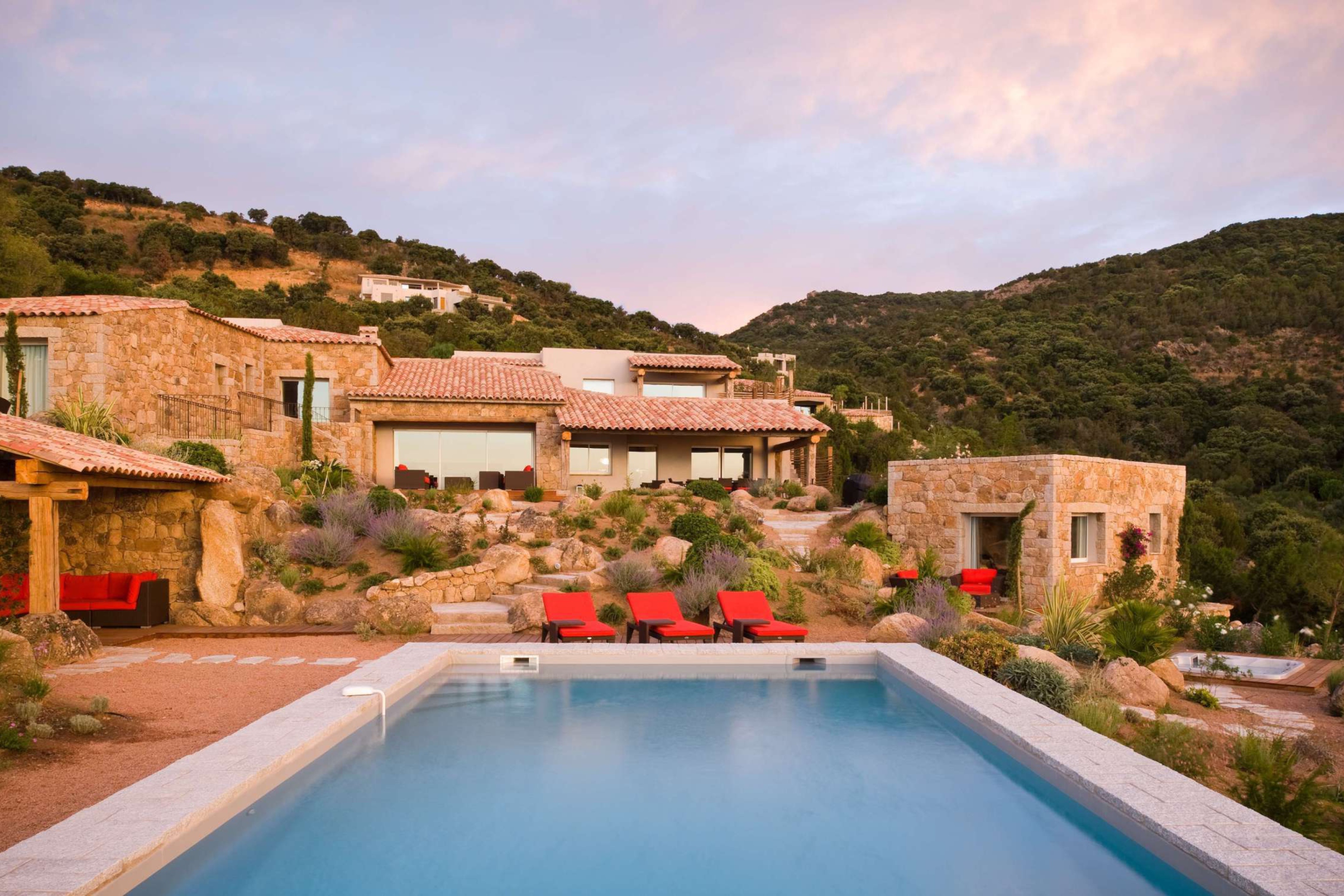 Villa Luna, Corsica, France wallpaper 2880x1920