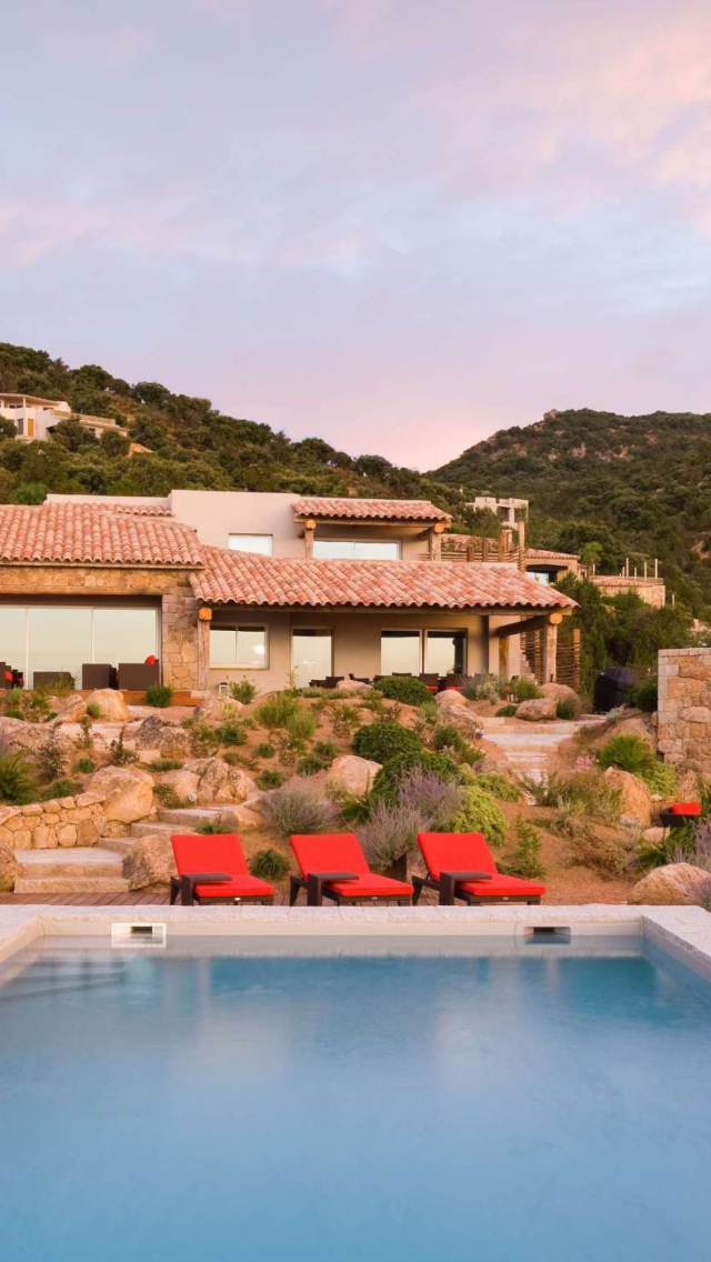 Villa Luna, Corsica, France screenshot #1 640x1136