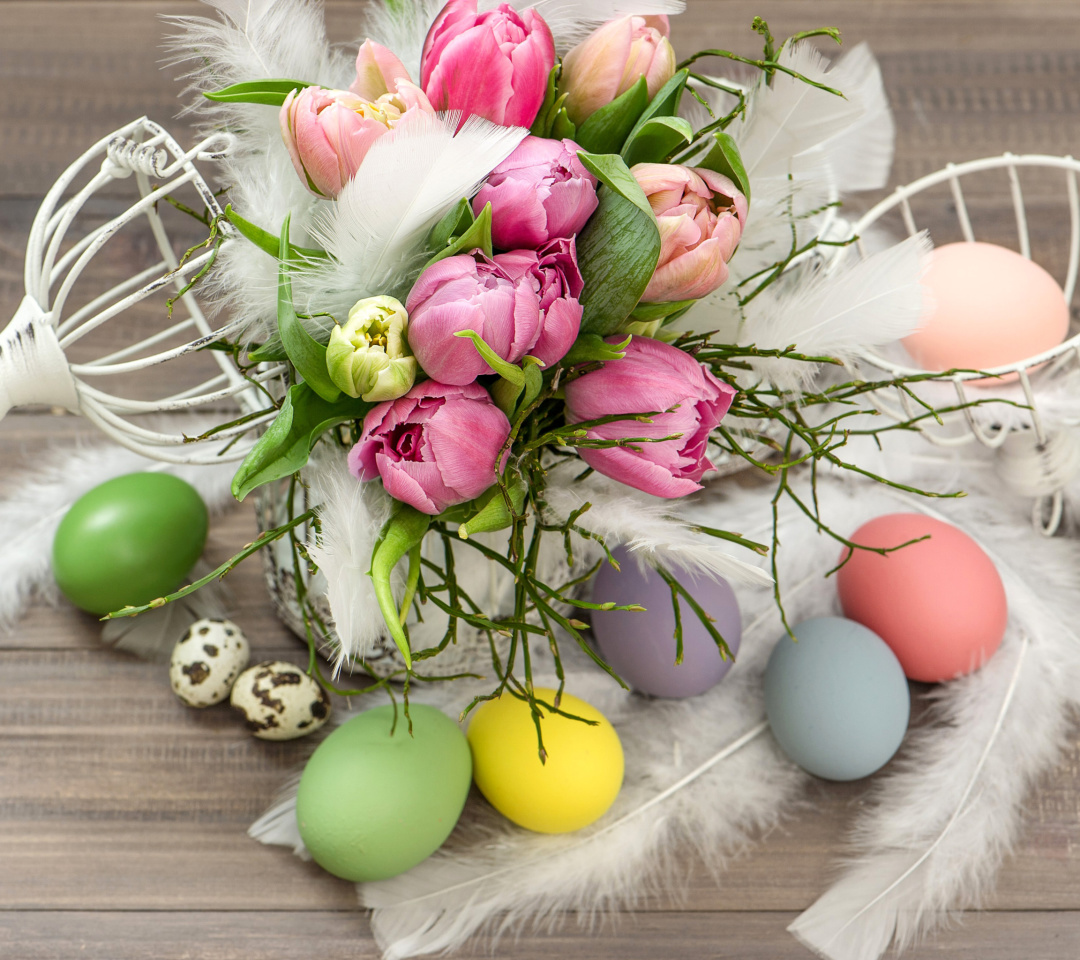 Обои Tulips and Easter Eggs 1080x960