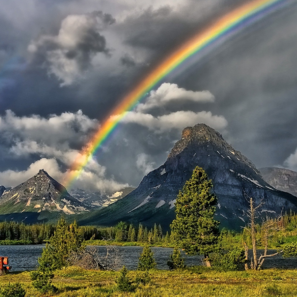 Das Rainbow In Sky Wallpaper 1024x1024