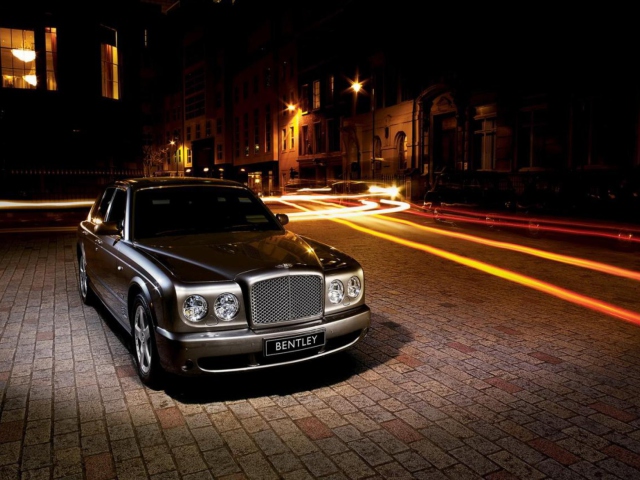 Обои Night Bentley 640x480