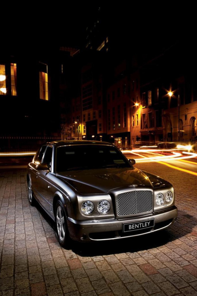 Fondo de pantalla Night Bentley 640x960