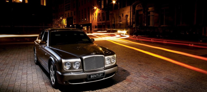 Das Night Bentley Wallpaper 720x320