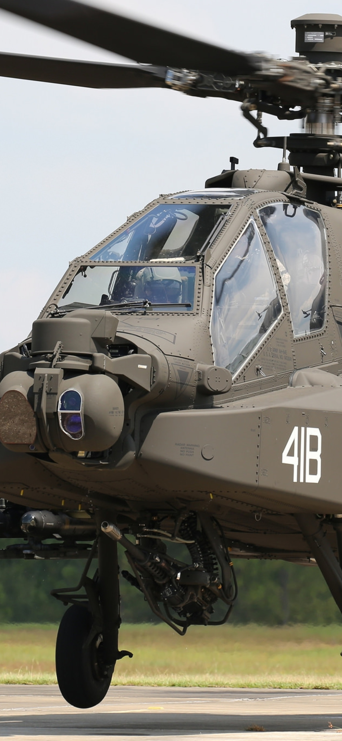 Boeing AH 64 Apache wallpaper 1170x2532