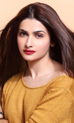 Das Prachi Desai Wallpaper 240x400