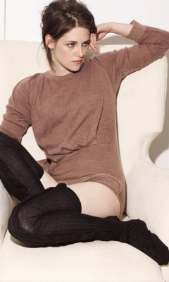 Kristen Stewart screenshot #1 240x400