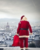 Sfondi Santa Is Coming 128x160