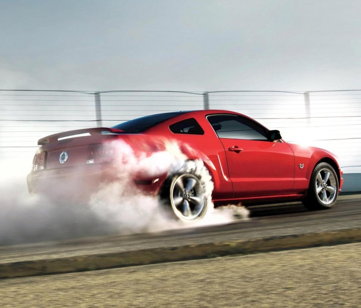 Red Mustang GT Best USA Sporcar wallpaper 1200x1024