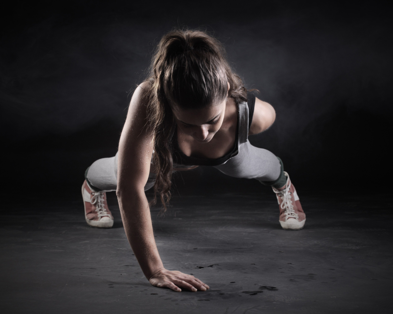 Das Pushups Exercise Wallpaper 1280x1024