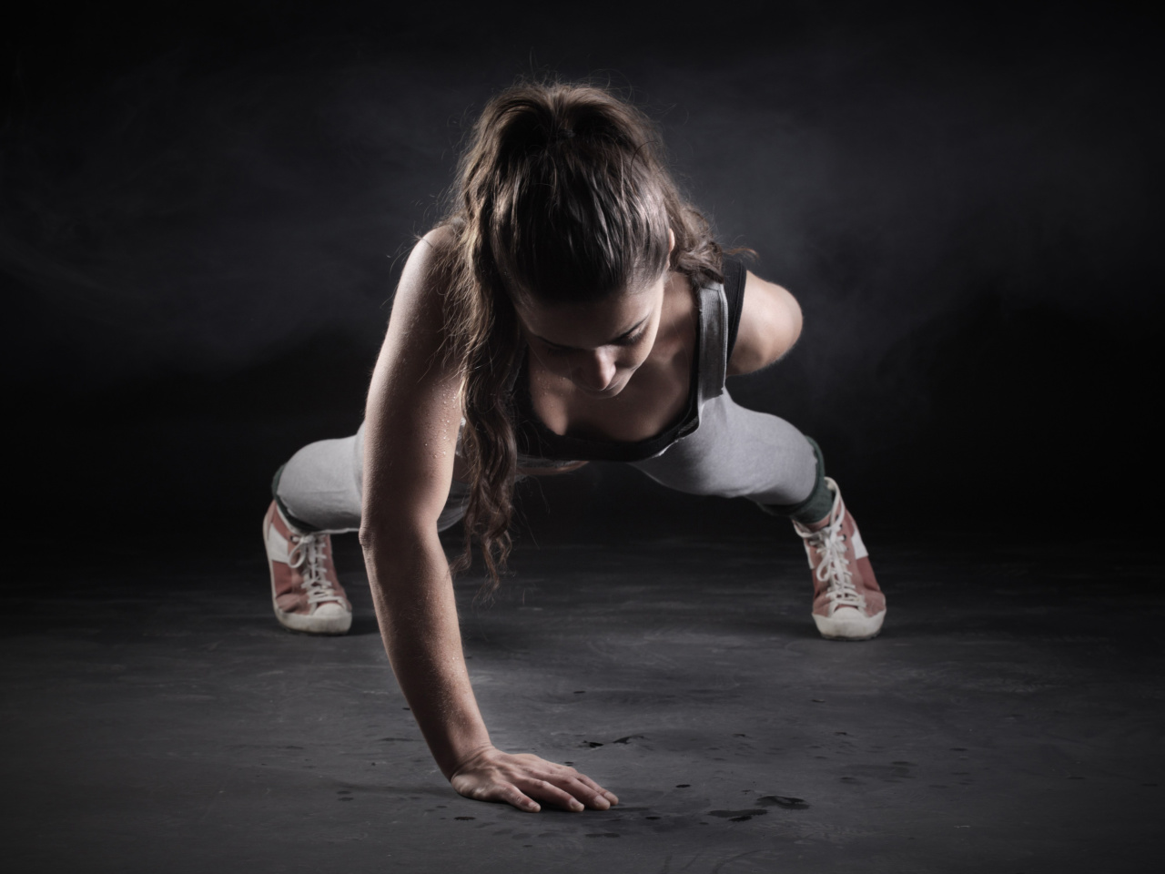 Das Pushups Exercise Wallpaper 1280x960