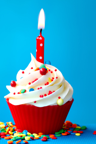 Happy Birthday Cupcake wallpaper 320x480