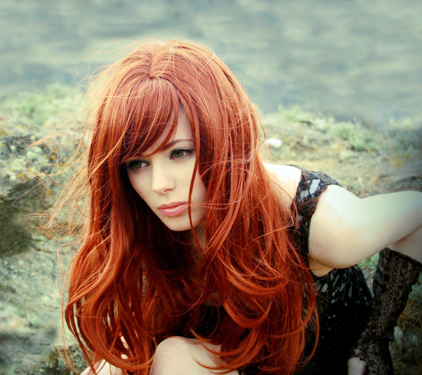 Обои Gorgeous Red Hair Girl With Green Eyes 1440x1280