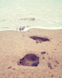 Sfondi Footsteps In Sand 128x160