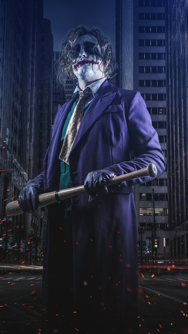 Joker Cosplay wallpaper 640x1136