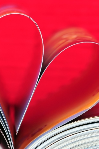 Обои Book Pages Form A Heart 320x480