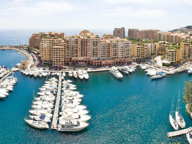 Обои Posh Monaco Yachts 640x480