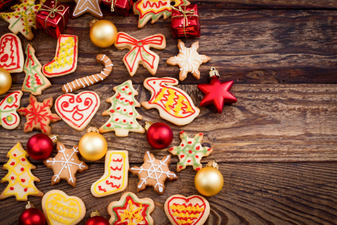 Das Christmas Decorations Cookies and Balls Wallpaper 480x320