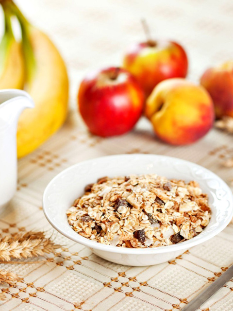 Breakfast with bananas and oatmeal wallpaper 480x640