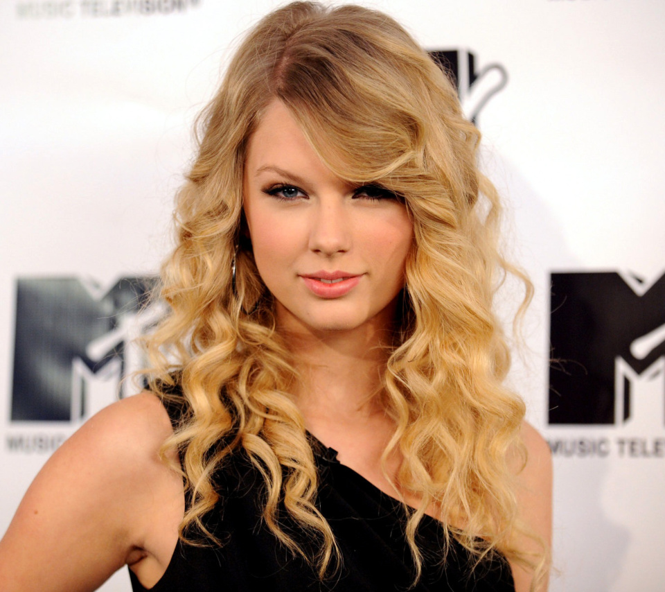 Sfondi Taylor Swift on MTV 960x854