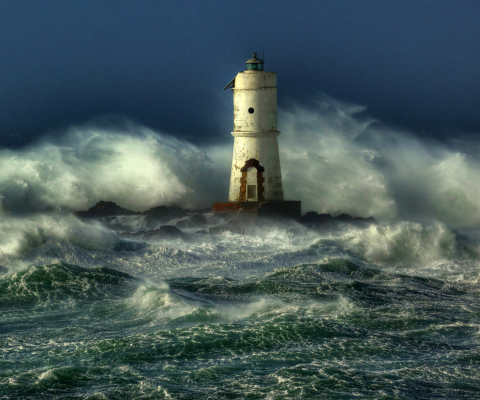 Ocean Storm And Lonely Lighthouse screenshot #1 480x400