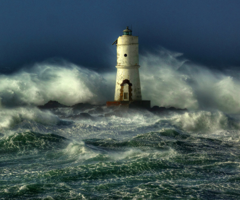 Sfondi Ocean Storm And Lonely Lighthouse 480x400