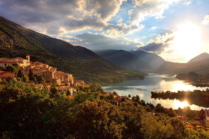 Das Abruzzo National Park Wallpaper