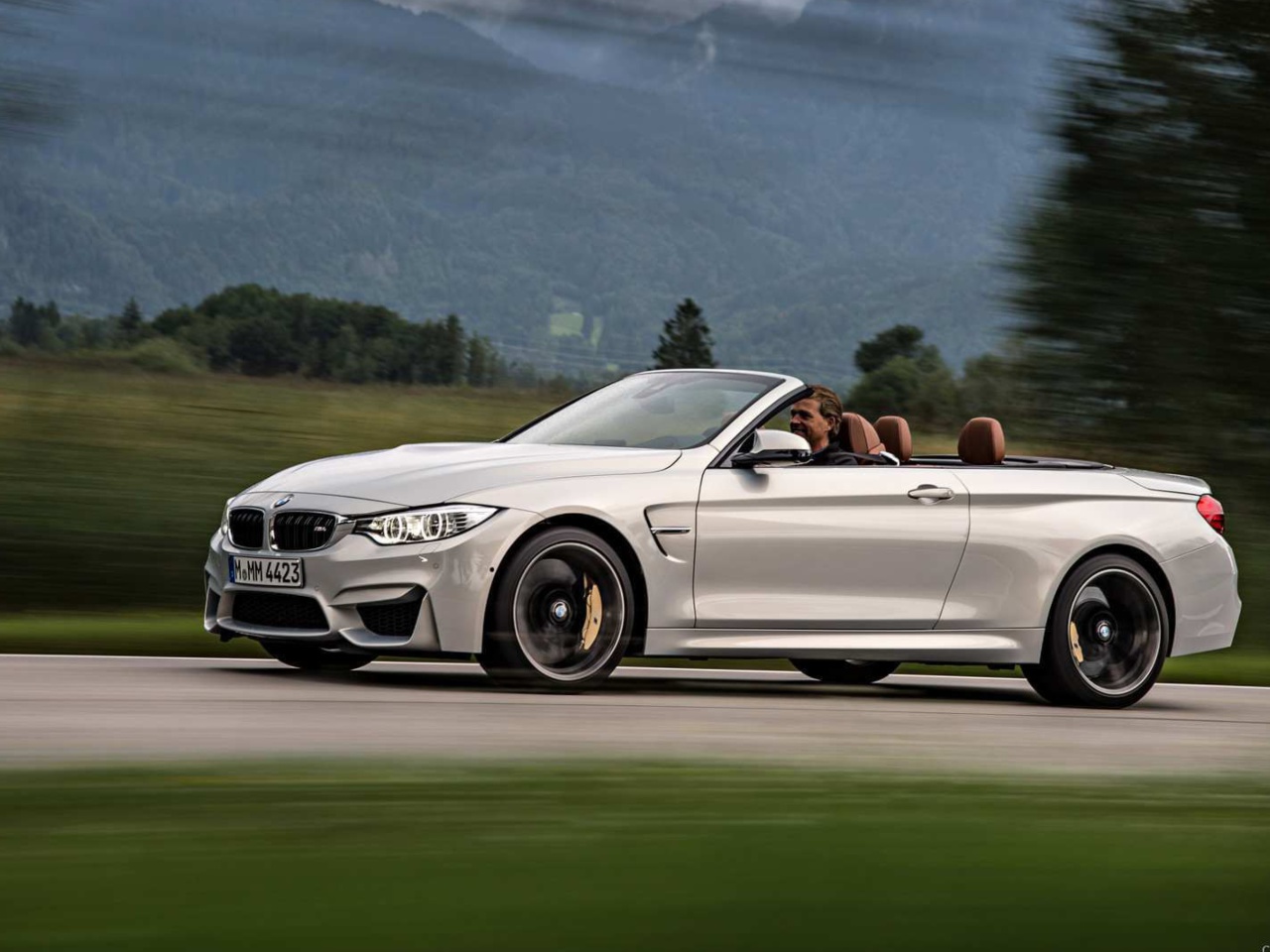 Das BMW M4 Convertible Wallpaper 1280x960