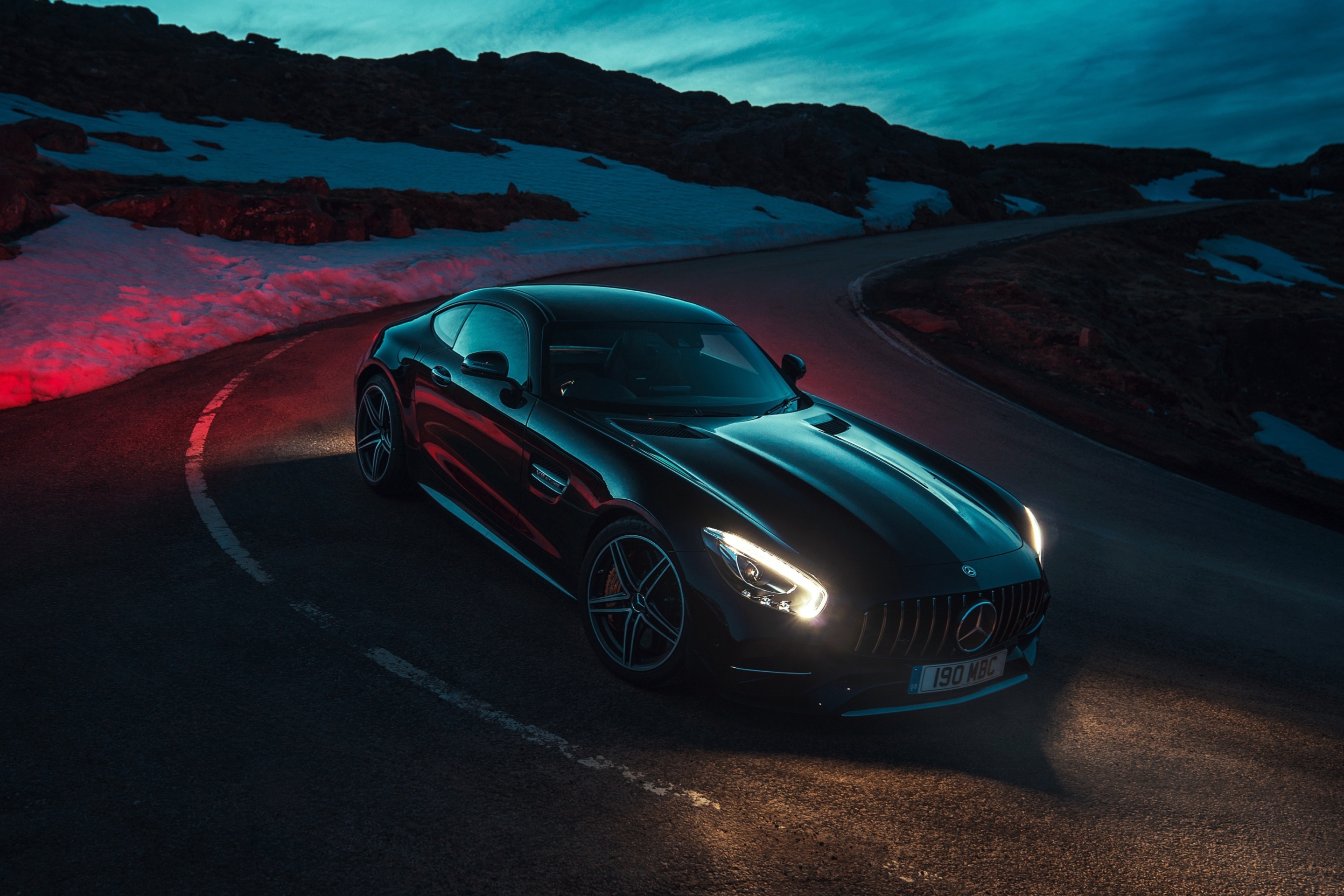 Обои Mercedes Benz AMG GT Roadster in Night 2880x1920