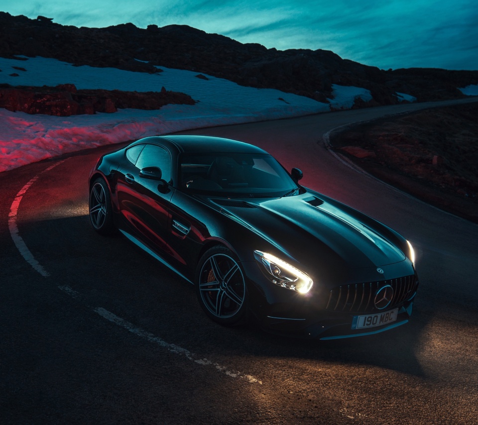Обои Mercedes Benz AMG GT Roadster in Night 960x854