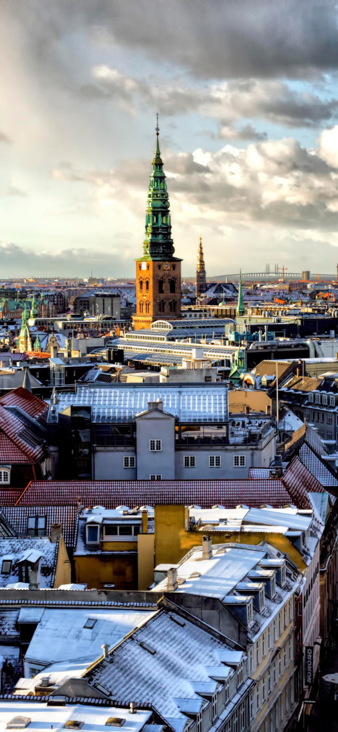 Screenshot №1 pro téma Copenhagen Roofs 1170x2532