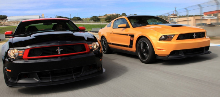 Boss 302 Ford Mustang wallpaper 720x320