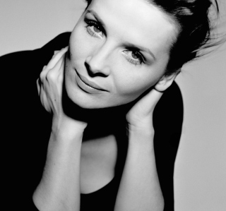 Juliette Binoche - Obrázkek zdarma pro Samsung B159 Hero Plus